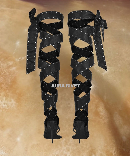 Aura Rivet Heel